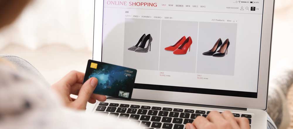women shopping online